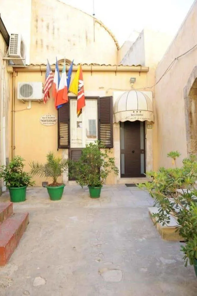 Bed & Breakfast Montevergini B&B Centro Barocco Noto